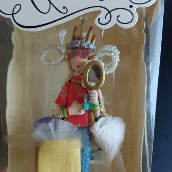 2004 Hallmark Keepsake Ornament QUEEN OF SHOPPING Artist Sue Tague 5” New in Box - Picture 3 of 7